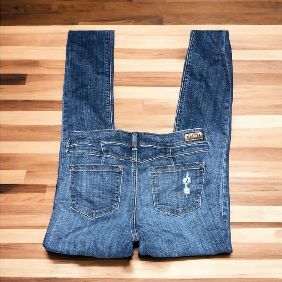 SOLD Design Lab Distressed Jeans 27 - Picture 2 of 2